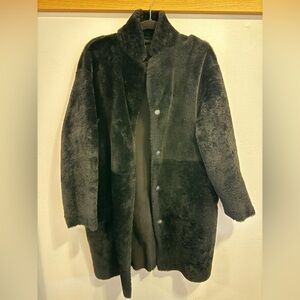 Theory Reversible Shearling Sheepskin Cocoon Coat- Black